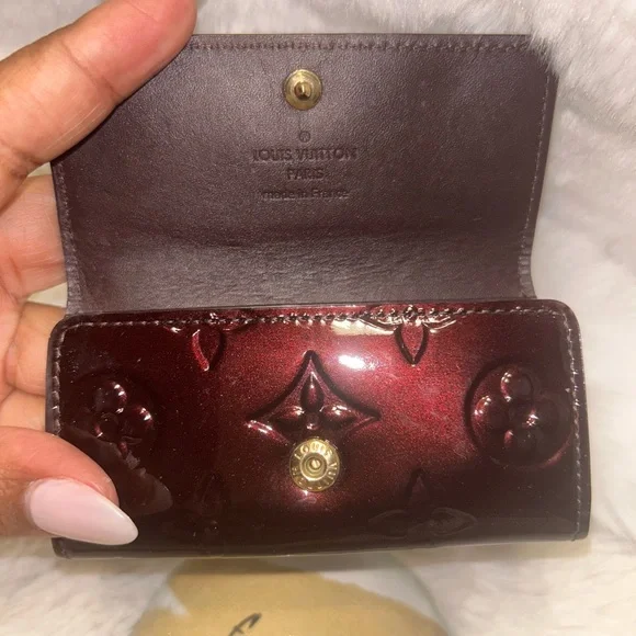 Louis Vuitton Amarante Vernis 4 Ring‎ Key Holder - Picture 4 of 14